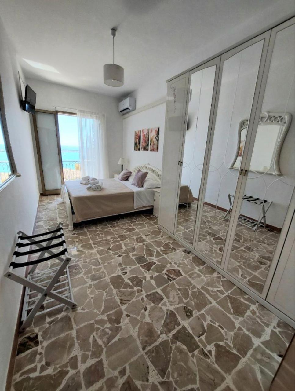 ジャルディーニ・ナクソスA Casa Dei Nonniアパートメント エクステリア 写真